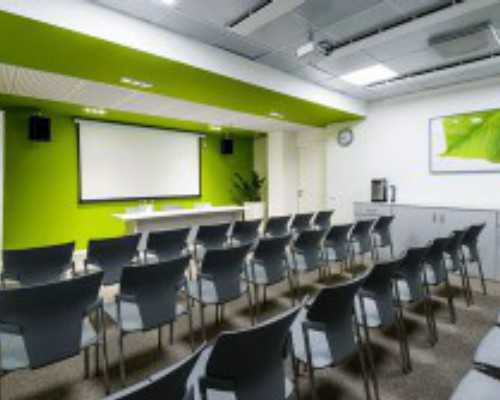 胚胎融合移植一般都会一次性成功且出现着床出血吗?